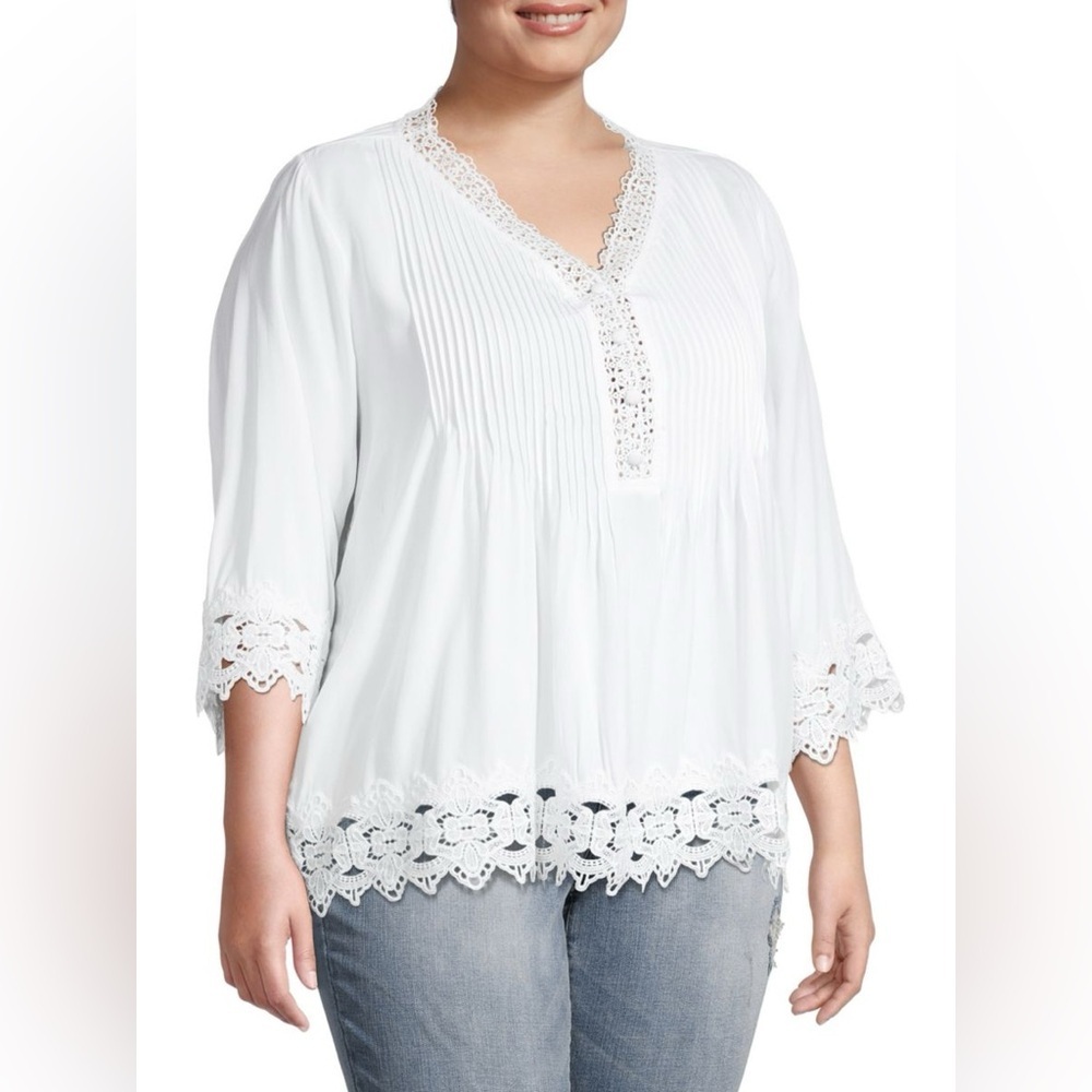 Chelsea & Theodore White Lace Blouse Medium Petite